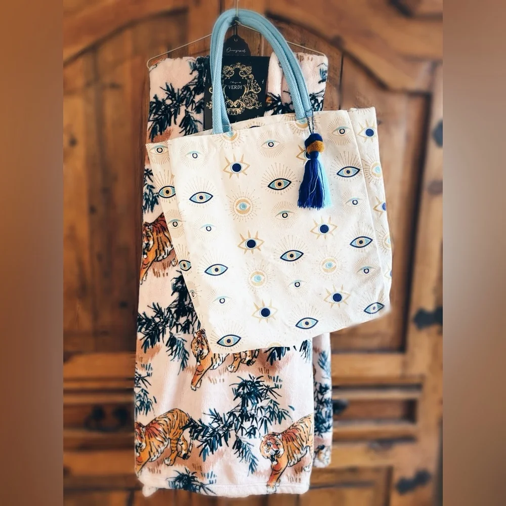 Blanket and Tote  Two Piece